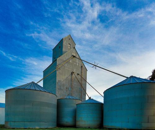 Move Beyond - Getting rid of Silo Mentality Move Beyond - Getting rid of Silo Mentality